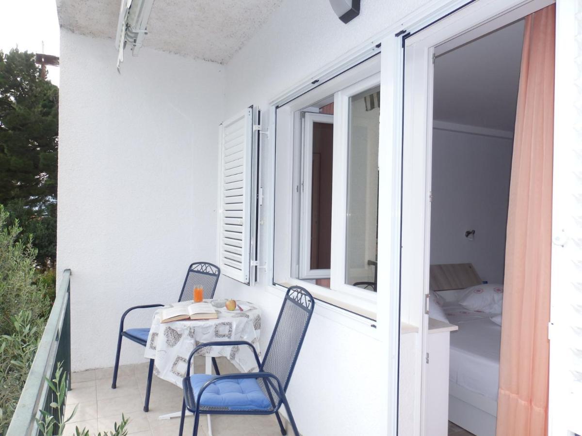 Apartmani Stipan Брела Экстерьер фото