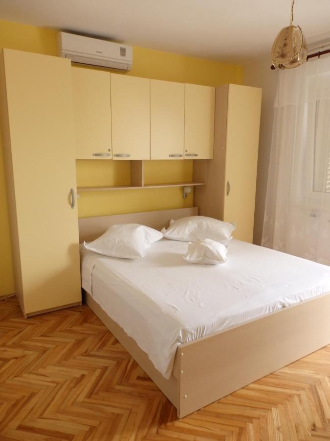 Apartmani Stipan Брела Экстерьер фото