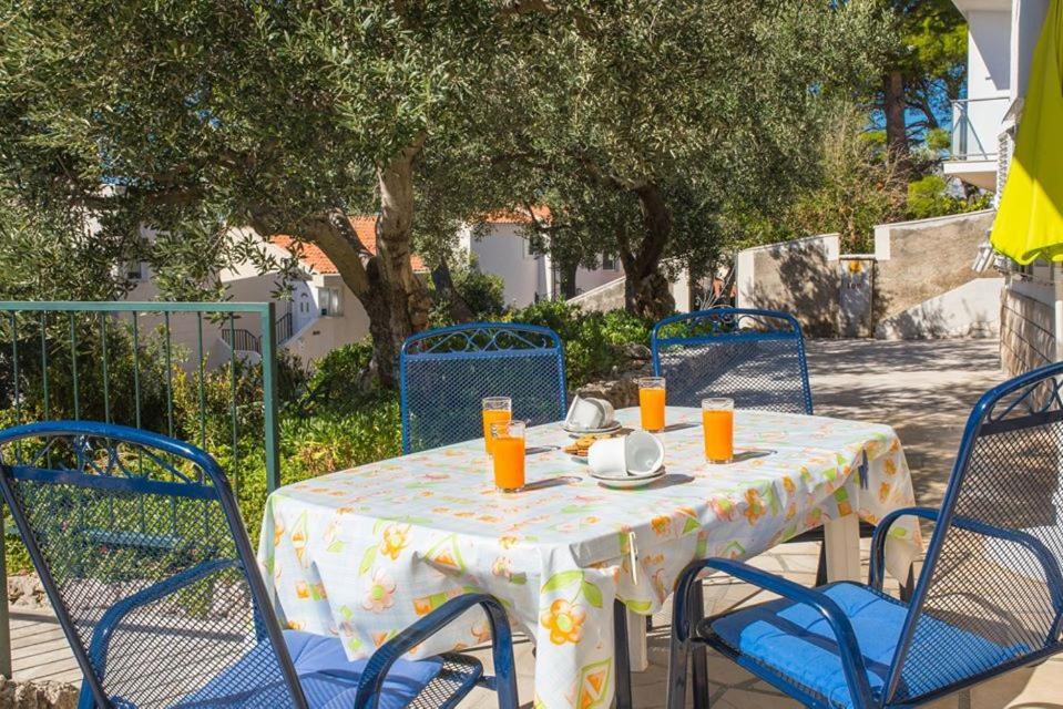 Apartmani Stipan Брела Экстерьер фото