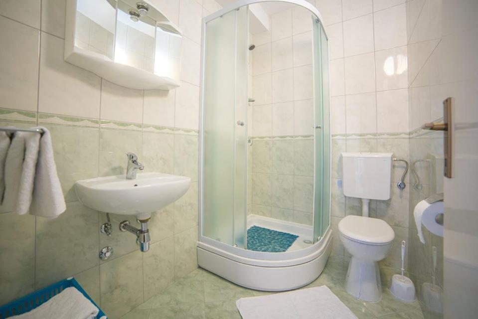 Apartmani Stipan Брела Экстерьер фото