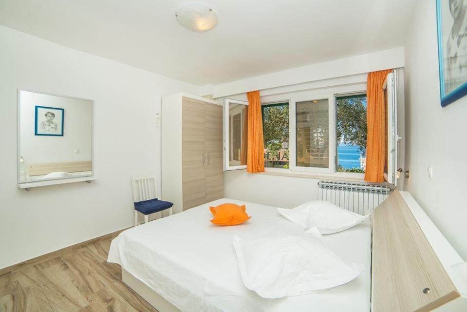 Apartmani Stipan Брела Экстерьер фото